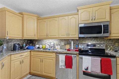 Condo in Boca Raton, Florida, 2 bedrooms  № 1809140 - photo 9