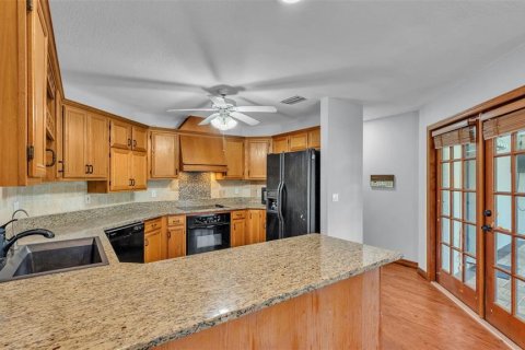 House in Lakeland, Florida 4 bedrooms, 287.53 sq.m. № 1827993 - photo 10