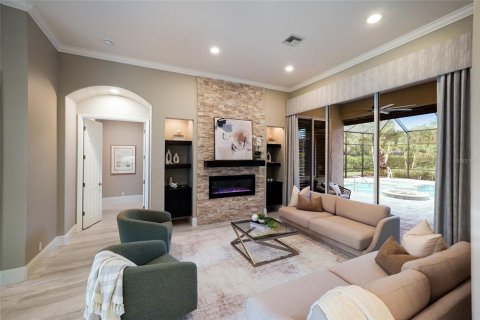 House in Lakewood Ranch, Florida 4 bedrooms, 370.03 sq.m. № 2210521 - photo 2