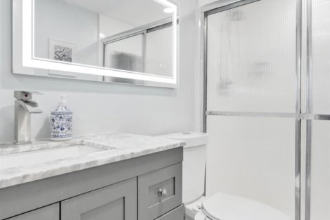 Condominio en venta en West Palm Beach, Florida, 2 dormitorios, 98.85 m2 № 2078565 - foto 14