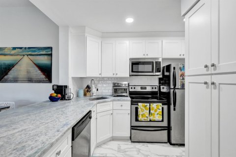 Condominio en venta en West Palm Beach, Florida, 2 dormitorios, 98.85 m2 № 2078565 - foto 6