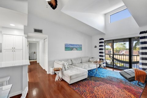 Condominio en venta en West Palm Beach, Florida, 2 dormitorios, 98.85 m2 № 2078565 - foto 2