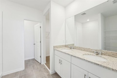 House in Auburndale, Florida 4 bedrooms, 184.69 sq.m. № 1793165 - photo 7