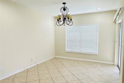Touwnhouse à louer à Wesley Chapel, Floride: 3 chambres, 157.1 m2 № 2157165 - photo 10