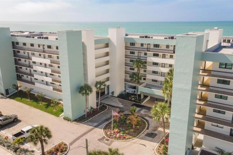 Copropriété à vendre à Madeira Beach, Floride: 2 chambres, 102.19 m2 № 2389168 - photo 29