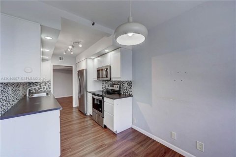 Copropriété à louer à Aventura, Floride: 2 chambres, 155.8 m2 № 2153826 - photo 25