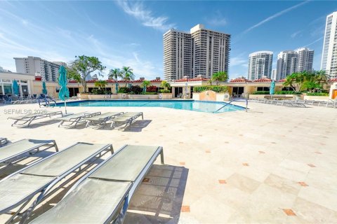 Copropriété à louer à Aventura, Floride: 2 chambres, 155.8 m2 № 2153826 - photo 16