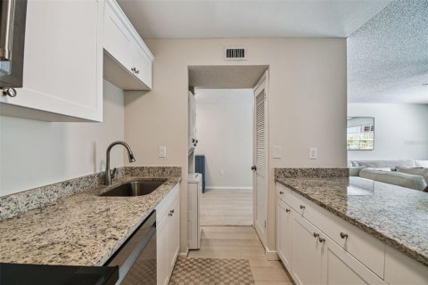 Copropriété à vendre à Tampa, Floride: 1 chambre, 74.32 m2 № 1917761 - photo 10