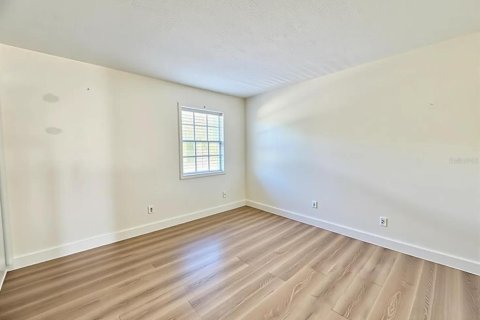 Touwnhouse à vendre à Saint Petersburg, Floride: 2 chambres, 97.83 m2 № 2147430 - photo 10