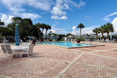 Touwnhouse à vendre à Saint Petersburg, Floride: 2 chambres, 97.83 m2 № 2147430 - photo 15