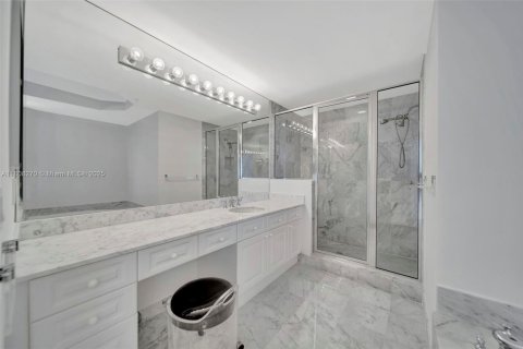 Copropriété à louer à Hollywood, Floride: 3 chambres, 205.5 m2 № 1962789 - photo 12