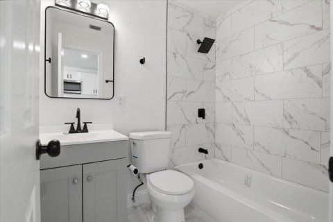 Casa en alquiler en South Bay, Florida, 4 dormitorios, 122.63 m2 № 2183381 - foto 15