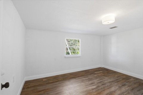 Casa en alquiler en South Bay, Florida, 4 dormitorios, 122.63 m2 № 2183381 - foto 20