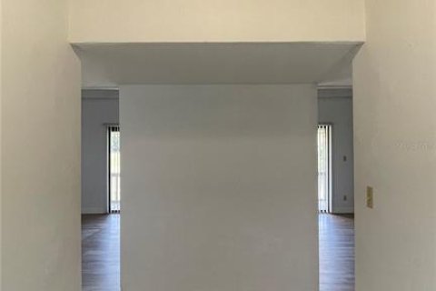 Condominio en alquiler en Haines City, Florida, 1 dormitorio, 90.49 m2 № 1765935 - foto 6