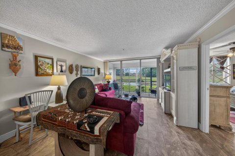 Condo in Lauderhill, Florida, 2 bedrooms № 2190954 - photo 22