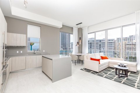 Condo in Hollywood, Florida, 2 bedrooms  № 1830549 - photo 5