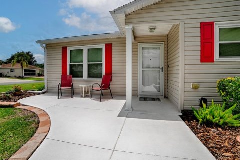 Villa ou maison à vendre à The Villages, Floride: 2 chambres, 115.2 m2 № 2221551 - photo 3