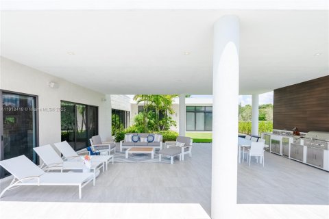Villa ou maison à vendre à Weston, Floride: 5 chambres, 498.7 m2 № 1973935 - photo 14