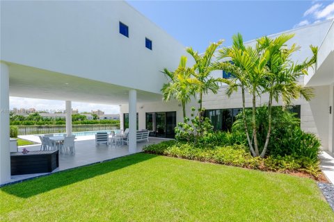 Villa ou maison à vendre à Weston, Floride: 5 chambres, 498.7 m2 № 1973935 - photo 3