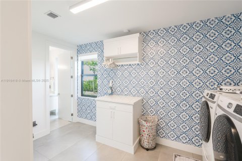 Villa ou maison à vendre à Weston, Floride: 5 chambres, 498.7 m2 № 1973935 - photo 23