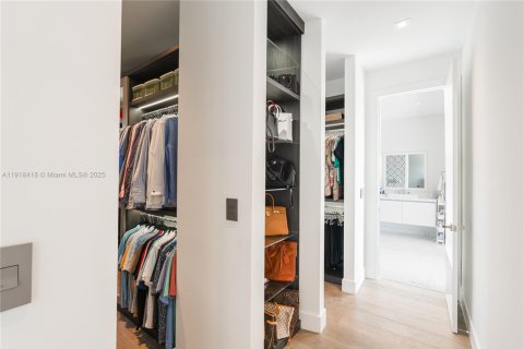 Villa ou maison à vendre à Weston, Floride: 5 chambres, 498.7 m2 № 1973935 - photo 28