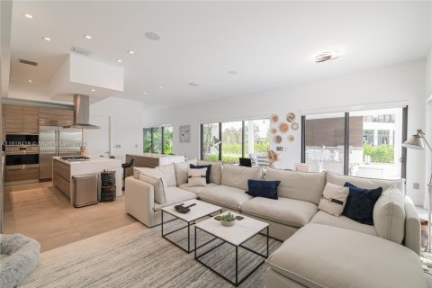 Villa ou maison à vendre à Weston, Floride: 5 chambres, 498.7 m2 № 1973935 - photo 9