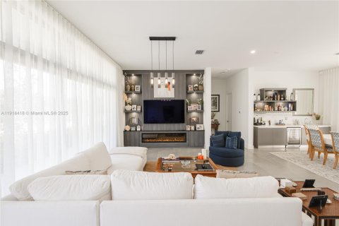 Villa ou maison à vendre à Weston, Floride: 5 chambres, 498.7 m2 № 1973935 - photo 20