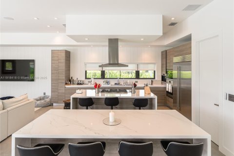 Villa ou maison à vendre à Weston, Floride: 5 chambres, 498.7 m2 № 1973935 - photo 7