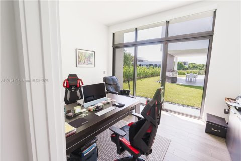 Villa ou maison à vendre à Weston, Floride: 5 chambres, 498.7 m2 № 1973935 - photo 21