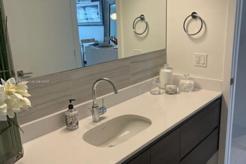 Купить кондоминиум в Корал-Гейблс, Флорида 1 спальня, 63.27м2, № 1978578 - фото 27