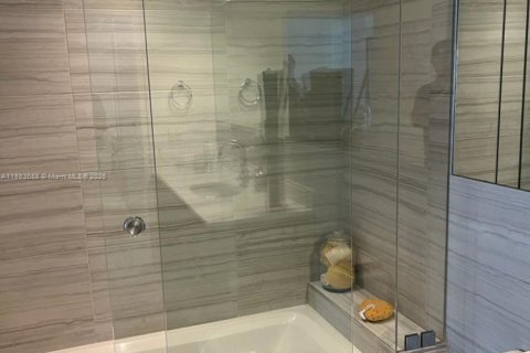 Купить кондоминиум в Корал-Гейблс, Флорида 1 спальня, 63.27м2, № 1978578 - фото 28