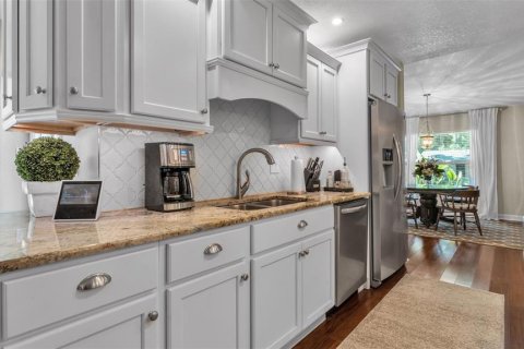 Villa ou maison à vendre à Auburndale, Floride: 4 chambres, 237.46 m2 № 2216194 - photo 12