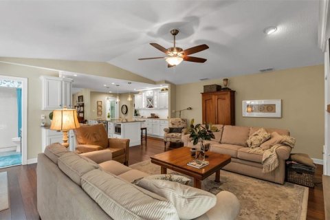 Villa ou maison à vendre à Auburndale, Floride: 4 chambres, 237.46 m2 № 2216194 - photo 16