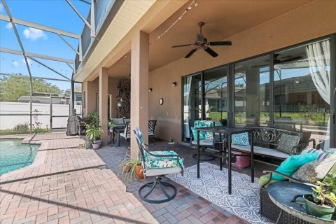 House in Davenport, Florida 6 bedrooms, 269.51 sq.m. № 1825332 - photo 26