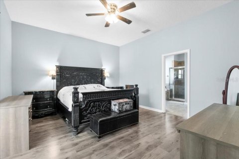 House in Davenport, Florida 6 bedrooms, 269.51 sq.m. № 1825332 - photo 13