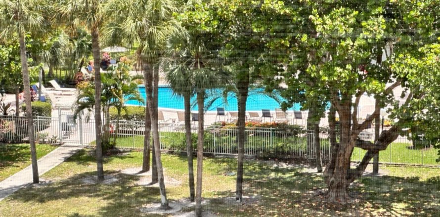 Appartement à Pompano Beach, Floride 2 chambres, 106.84 m2 № 1162875
