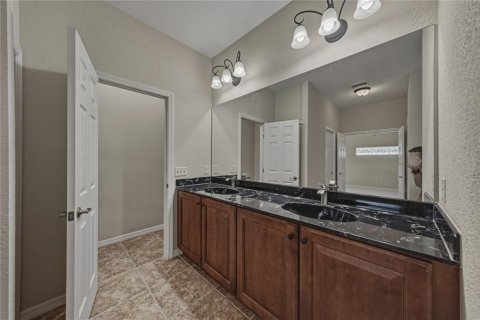 House in Lake Wales, Florida 3 bedrooms, 179.12 sq.m. № 2150971 - photo 30