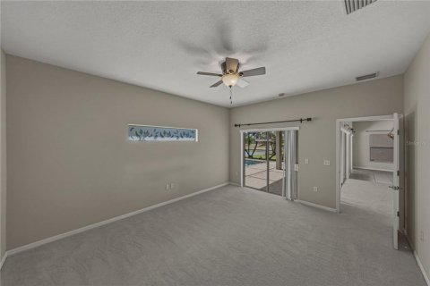 House in Lake Wales, Florida 3 bedrooms, 179.12 sq.m. № 2150971 - photo 28