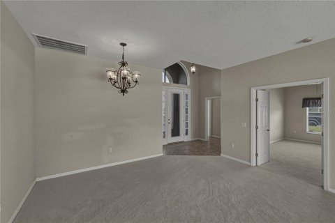 House in Lake Wales, Florida 3 bedrooms, 179.12 sq.m. № 2150971 - photo 7