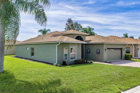 House in Lake Wales, Florida 3 bedrooms, 179.12 sq.m. № 2150971