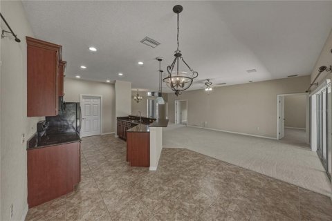 House in Lake Wales, Florida 3 bedrooms, 179.12 sq.m. № 2150971 - photo 16