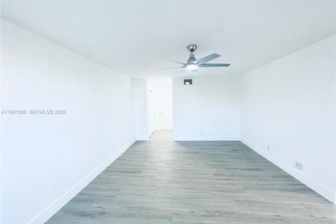 Condominio en alquiler en Dania Beach, Florida, 1 dormitorio, 71.35 m2 № 2022097 - foto 5