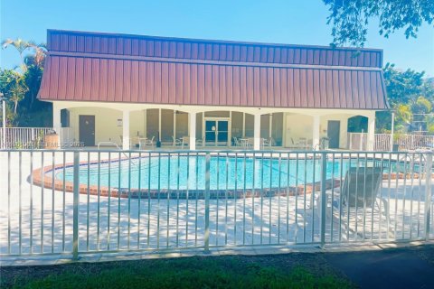 Condominio en alquiler en Dania Beach, Florida, 1 dormitorio, 71.35 m2 № 2022097 - foto 11