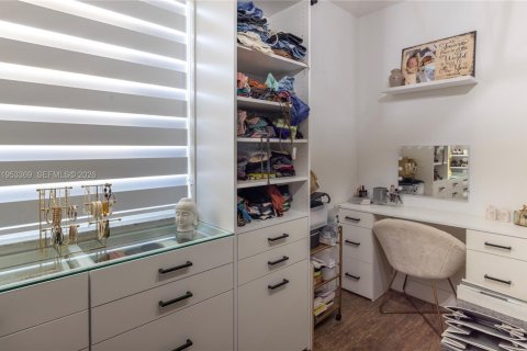 Купить таунхаус в Майами, Флорида 3 спальни, 163.32м2, № 2008021 - фото 21