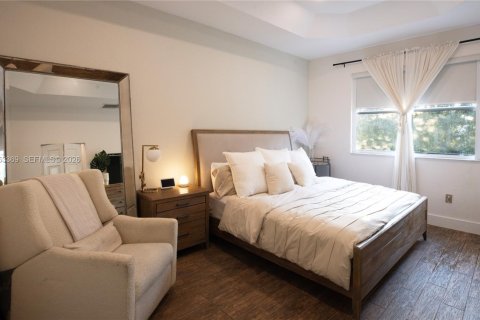 Купить таунхаус в Майами, Флорида 3 спальни, 163.32м2, № 2008021 - фото 18