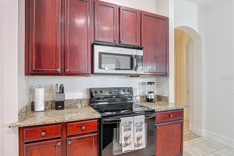 Casa en venta en Kissimmee, Florida, 6 dormitorios, 315.77 m2 № 1757874 - foto 13
