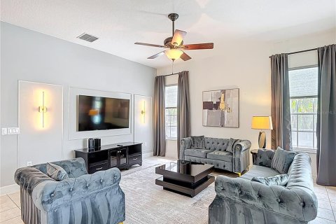 Casa en venta en Kissimmee, Florida, 6 dormitorios, 315.77 m2 № 1757874 - foto 20