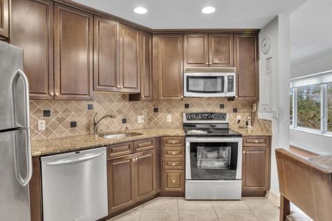Condo in Boca Raton, Florida, 2 bedrooms  № 2193864 - photo 19