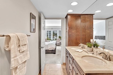 Condo in Boca Raton, Florida, 2 bedrooms  № 2193864 - photo 28