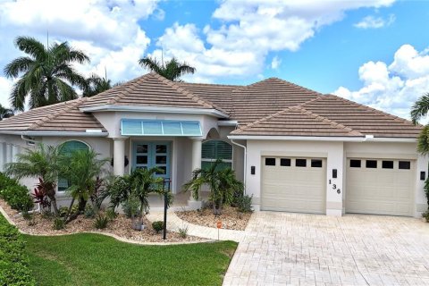 Villa ou maison à Punta Gorda, Floride 4 chambres, 256.69 m2 № 2150186